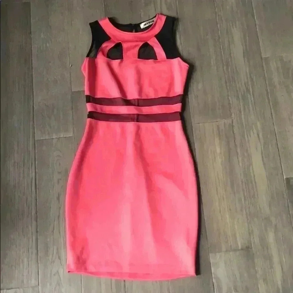 🌼4/$30🌼MYSTIC | Pink fitted summer dress
